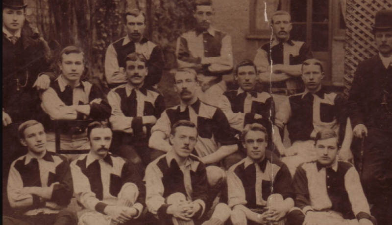 بالصور.. حتى ليستر سيتي يحتفل بأول نوفمبر !!