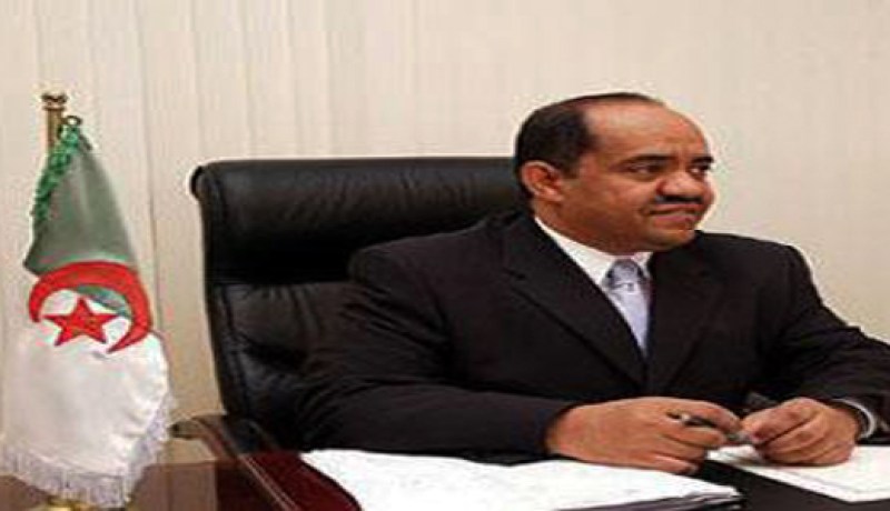 لكساصي يفند تراجع قيمة أموال الجزائر بالعملة الصعبة المودعة بالبنوك التجارية في 2009