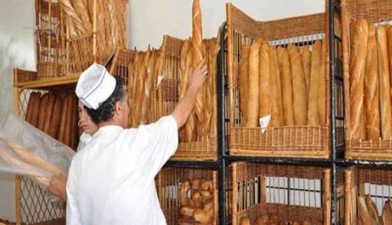 الجزائريون بدون خبز بسبب انقطاع الكهرباء