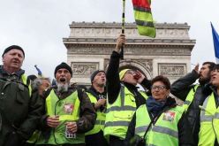 أحكام قضائية لـ 2000 شخص منذ بداية مظاهرات “السترات الصفراء” بفرنسا