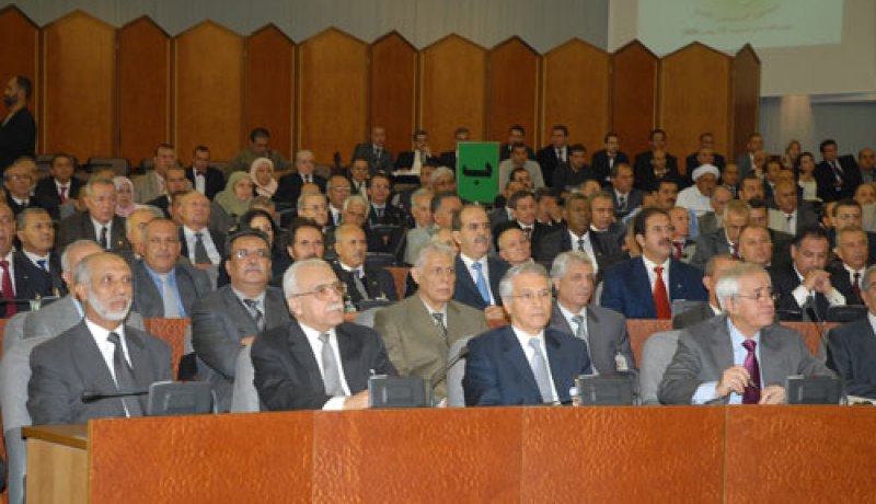 كيف تصبح وزيرا في الجزائر …