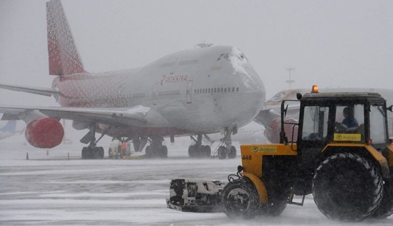 تأجيل 80 رحلة جوية بسبب تساقط الثلوج في موسكو