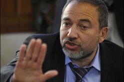 ليبرمان يهدد بالغاء الاتفاقات اذا لجأ الفلسطينيون الى الامم المتحدة لاعلان الدولة الفلسطينية