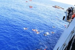 إنقاذ 500 مهاجر وانتشال 6 جثث قبالة سواحل ليبيا