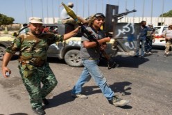 مواجهات عنيفة بين قوات القذافي والثوار في بني وليد