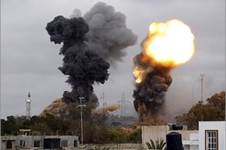 ثلاثة إنفجارات قوية تهز منطقة باب العزيزية في طرابلس