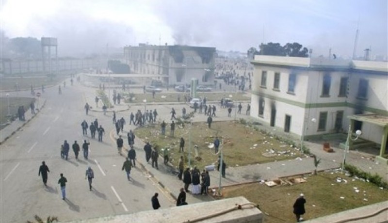 ليبيا تمنع الجزائريين من مغادرة ترابها