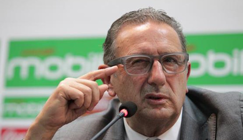 هل يملأ الماء في الغربال.. وهل يُؤمن الثعبان