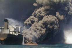باكستان: احراق ناقلة نفط للناتو تمون افغانستان