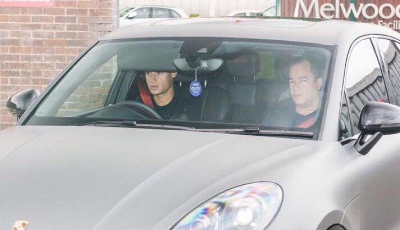 ليفربول يرفض بيع “كوتينيو” مجددا لبرشلونة