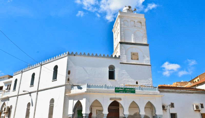 معسكر.. قائمة المساجد المعنية بالفتح للصلاة السبت القادم