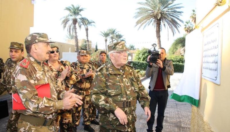 قايد صالح يواصل زيارته التفتيشية إلى الناحية العسكرية الرابعة و يدعو ا إلى حماية أمن الجزائر
