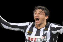 لوكا توني  يستعد للظهور الاول مع ناديه الجديد النصر الاماراتي.