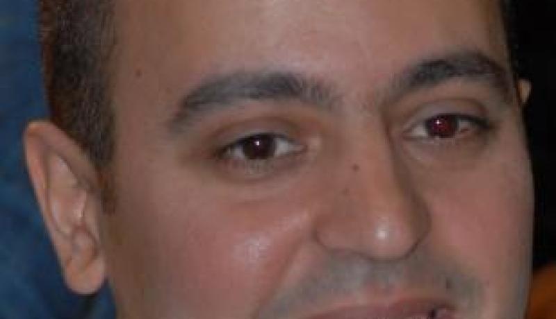 لطفي يسجل ثلاثة أغاني للفريق الوطني مع الجابوني وفرقة ميلانو