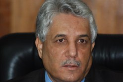 لوح ينشئ المدرسة العليا للصحافة