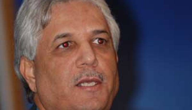 لوح لن‮ ‬يعترف بالتقارير‮ .. ‬