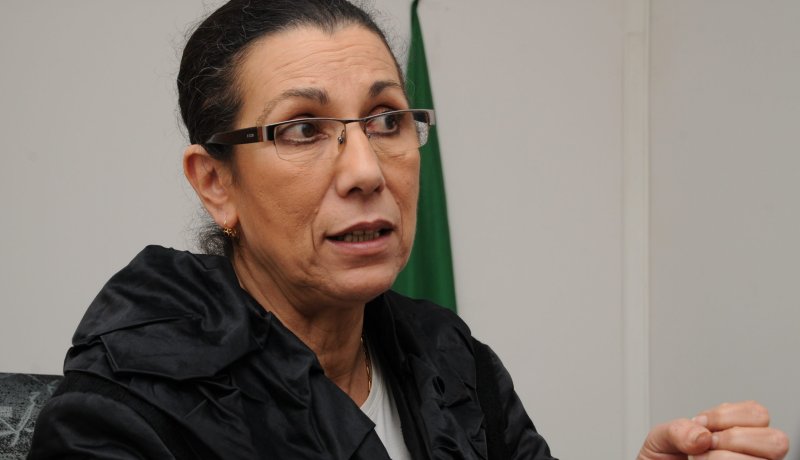 لويزة حنون تعد بإنشاء كتابة دولة لترقية اللغة الأمازيغية