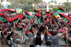 الليبيون لا يشعرون بالأمان بعد مرور عام على انتفاضة بلادهم
