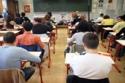تلاميذ من بينهم فتاة يدخلون الثانوية في حالة سكر