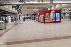 إضراب شامل يشل فرنسا لليوم الخامس على التوالي