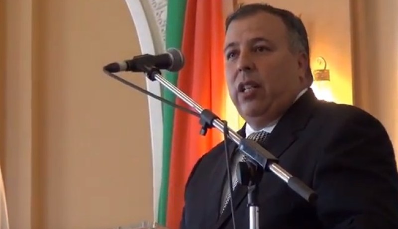 عبد العزيز بن علي يؤكد أن تصريحاته جاءت بناء على تعليمات الوزير