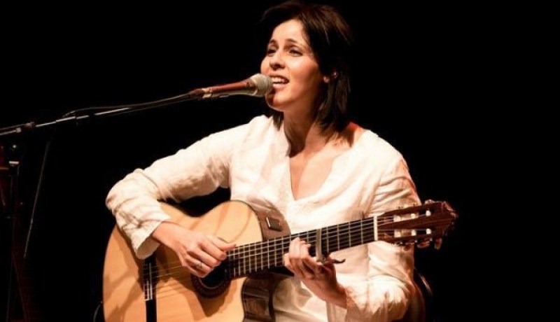 سعاد ماسي تفاجئ الجميع وتغني بالمصرية!