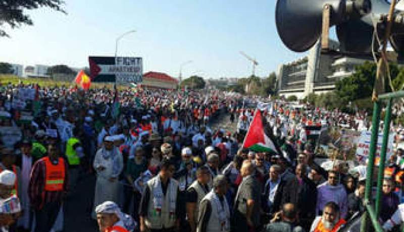 إصابة عشرات الفلسطينيين برصاص الاحتلال خلال مسيرة فلسطينية في القدس