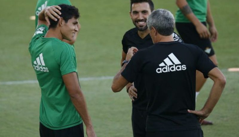 لهذا السبب أجلت إدارة بيتيس تمديد عقد ماندي
