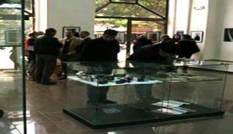 رواق باية يحتفي بالفن التجريدي بقصر الثقافة