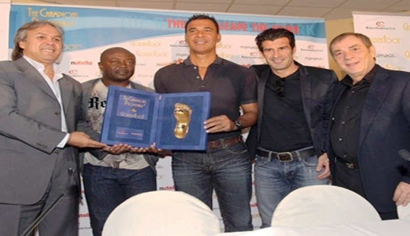 ماجر‮ ‬يكرم رفقة البرتغالي‮ ‬لويس فيغو في‮ ‬حفل‮ ‬غولدن فوت ‬الشهير بموناكو