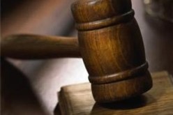 يرهب جيرانه لتهجيرهم من مساكنهم الفوضوية لإعادة بيعها بوهران