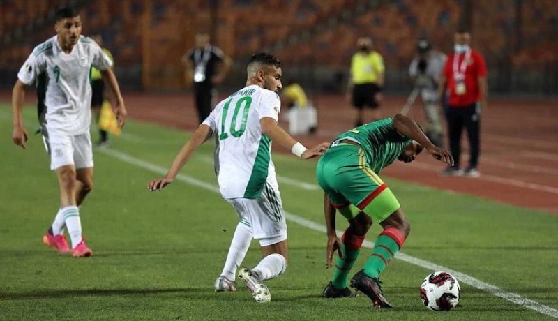 نجم شُبان الخضر يوجه رسالة مؤثرة للجزائريين