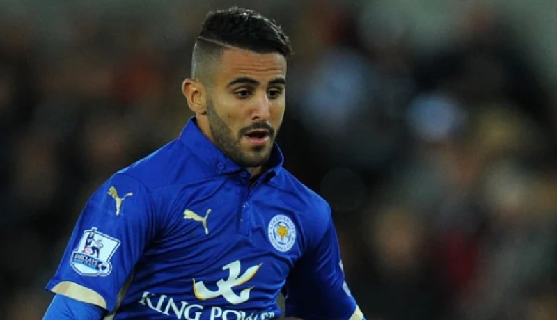 هؤلاء الدعاة ومرتلي القرآن الذين يتابعهم لاعبو الخضر