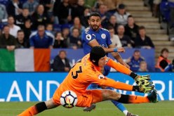 بالفيديو.. “محرز” يقود ليستر للفوز على أرسنال بهدف عالمي !