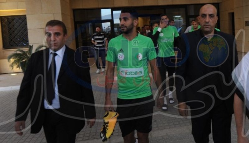 أنصار الخضر يقفون مع محرز