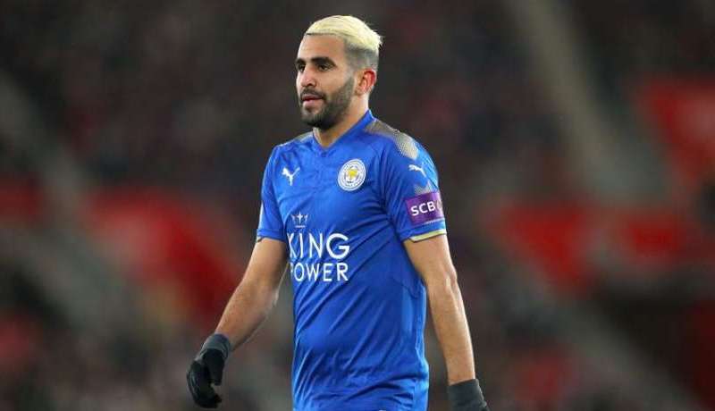 بالفيديو.. محرز يضيّع ويُقصي ليستر من كأس الرابطة !