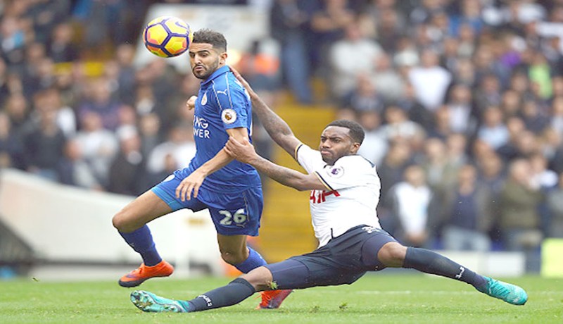 لا ميسي ولا رونالدو.. محرز يستحق الفوز بالكرة الذهبية