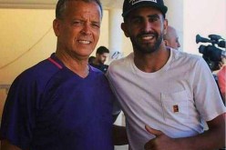 بالفيديو… محرز وبلومي يداعبان الكرة