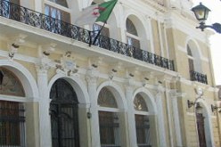 فنانو باتنة‮ ‬يطالبون بلجنة تحقيق رئاسية في‮ ‬مديرية الثقافة‮ ‬