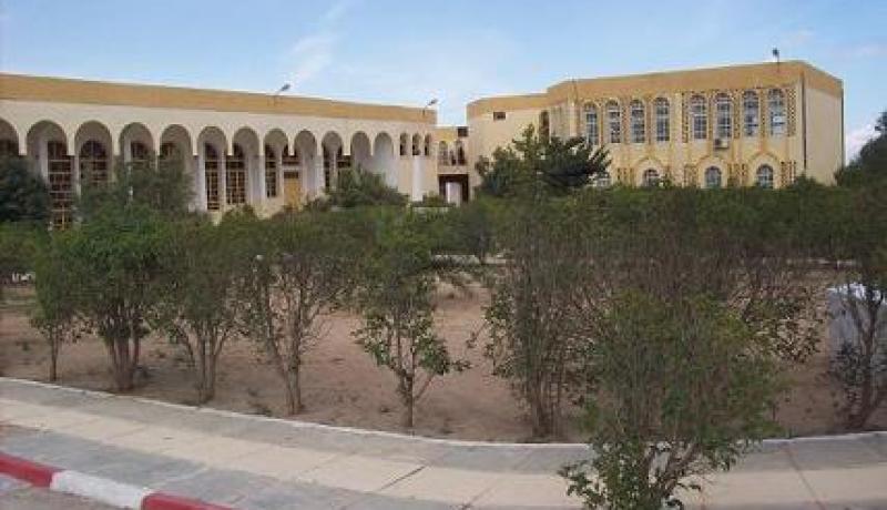 فلكلور” التوات” لعين تموشنت يصنع الفرحة بالأغواط