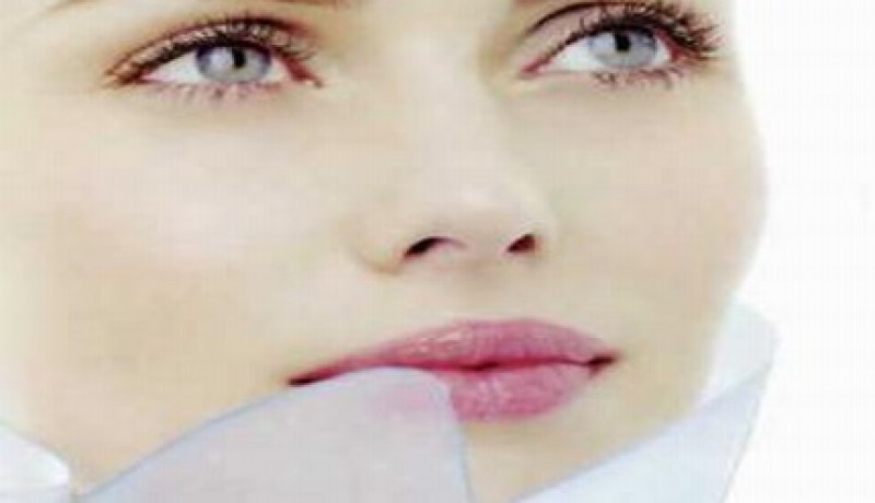 نصائح للعناية بماكياجك رغم حرارة الصيف