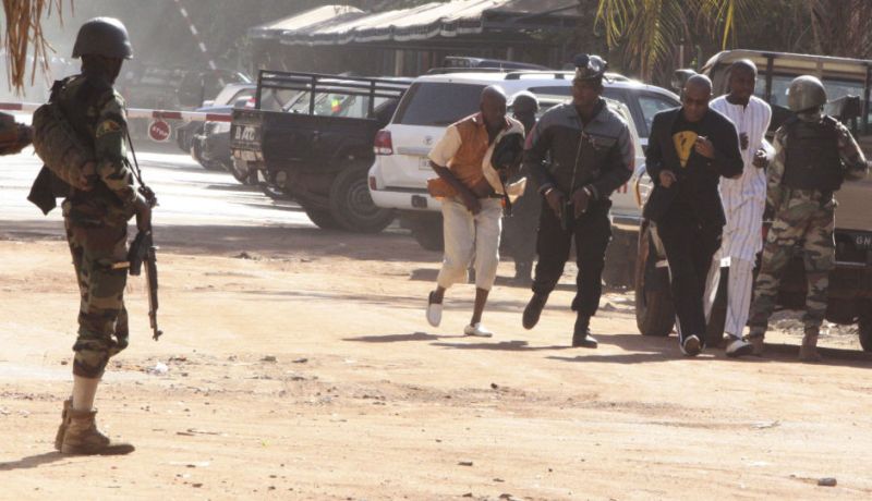 مقتل 23 شخصا وفقدان 300 آخرين في هجوم مسلح بمالي