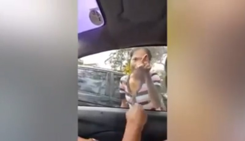 بالفيديو.. شاهِد كيف اعتدت امرأة آسيوية على مسلمة في جامعة بأستراليا