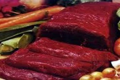 لحوم الإبل تفرض نفسها في عادات الطبخ بولاية غرداية