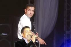 خالد ومامي الأحسن في أوروبا ، وأغلب الفنانين الجزائريين في الخارج بطّالين