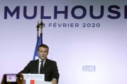 ماكرون يلغي النظام الخاص بالجاليات