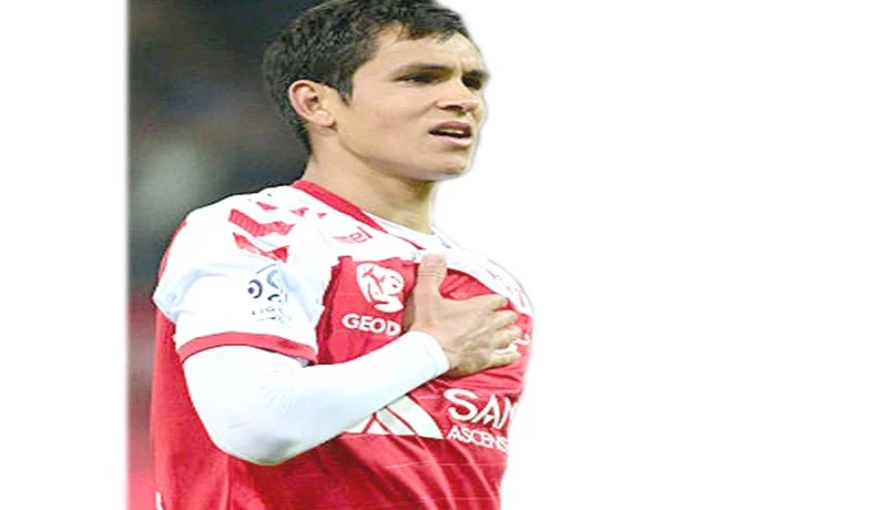 بوردو الفرنسي ينافس فولفسبورغ وسانت ايتيان على خطف ماندي هذا الصيف