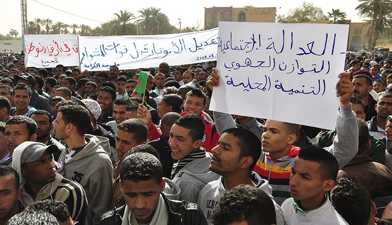176 ألف مليار لشراء الهنا واسكات الزوالية