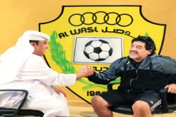 نادي الوصل الاماراتي يتمسك بمارادونا