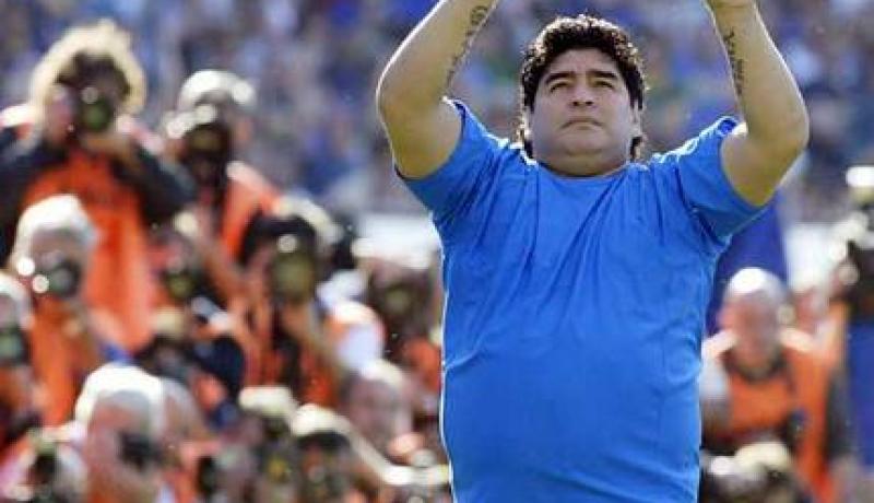 مارادونا يبدأ جولة اوروبية من اسبانيا لمراقبة لاعبي المنتخب